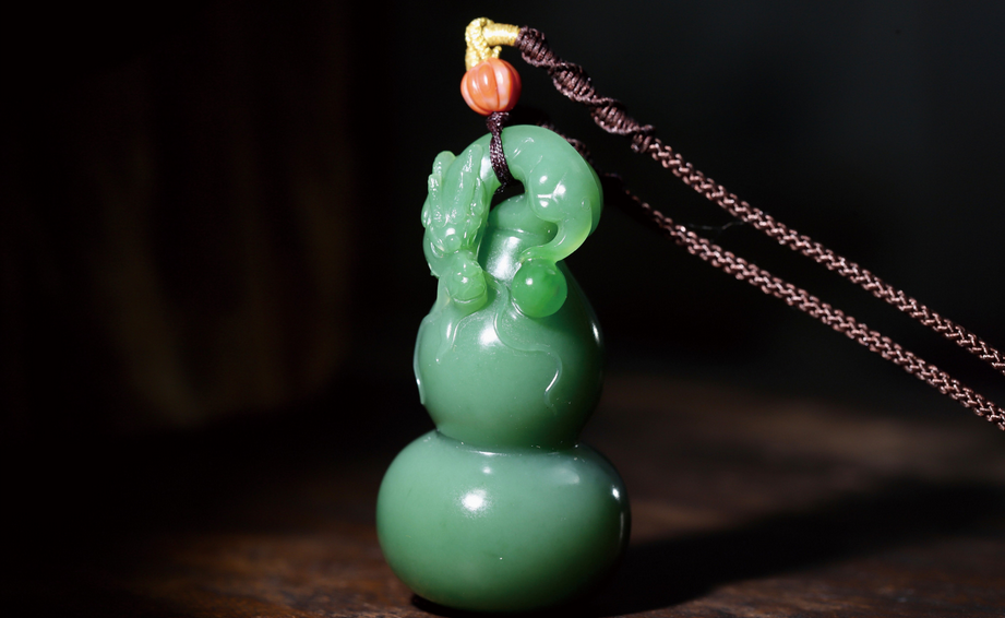 Feng Shui Gourd - Gourd Symbolism, Energy, How to Use and Whether or Not to Open It